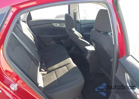 2019 Kia Forte Lxs z USA, uszkodzony, nr VIN 3KPF24AD8KE081756